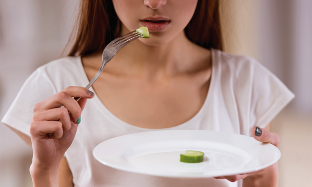 eating disorders in adolescence: what to know about teenage food consumption complications
